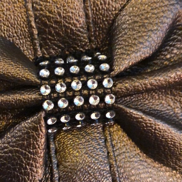 PU Leather Tote. Dark silver with Rhinestone Bow - Picture 6 of 6